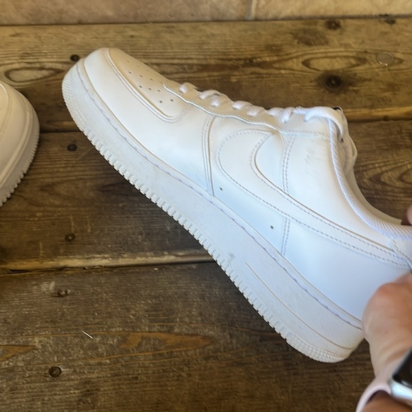 Nike Air Force One - Picture 6 of 6